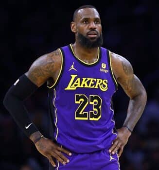 LeBron James Expected To Attend Lakers Training Camp