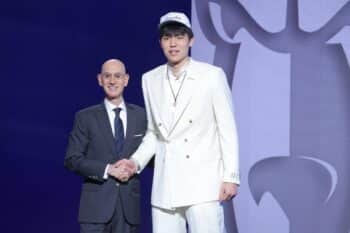 Hansen Yang with Adam Silver