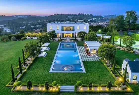 Anthony Davis Lists Los Angeles Mansion For $39.9M After Lakers Trade