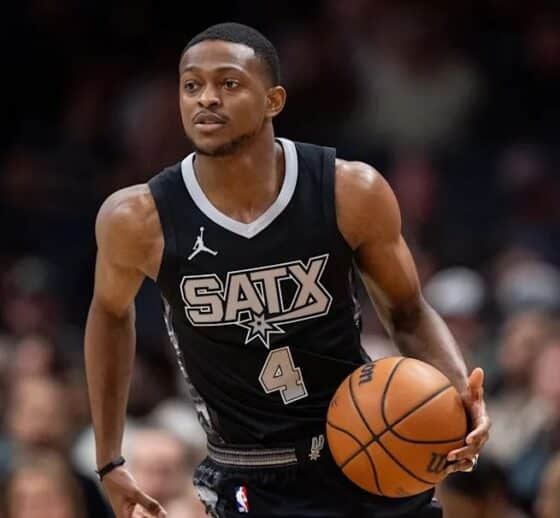De'Aaron Fox, Spurs Agree to Four-Year, $229M Max Contract Extension
