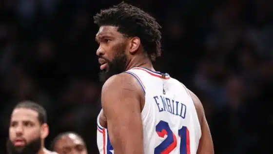 Joel Embiid 76ers pic