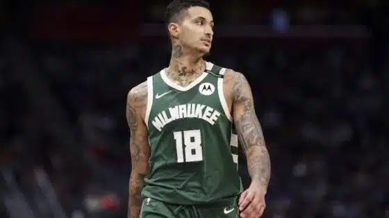 Kyle Kuzma Bucks pic