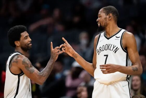 Kyrie Irving and Kevin Durant pic