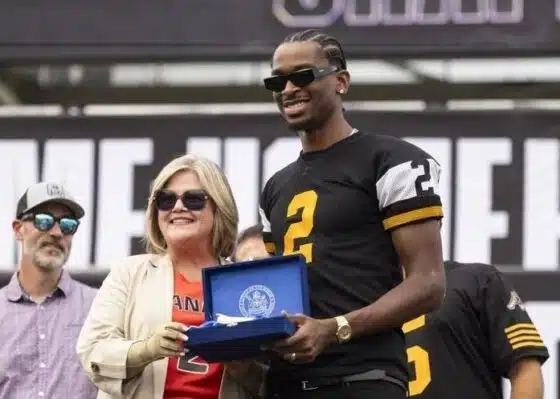 Oklahoma City Thunder Shai Gilgeous-Alexander Receives Key To Hometown In Ontario NBA MVP