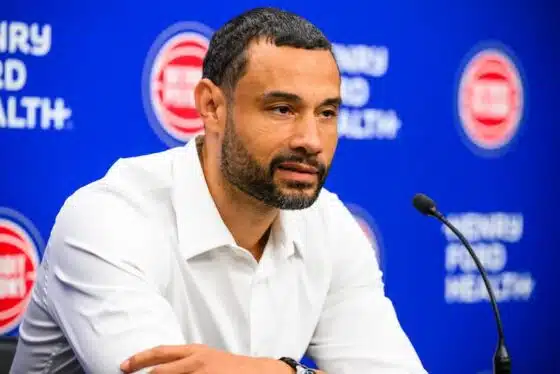 Trajan Langdon Pistons pic