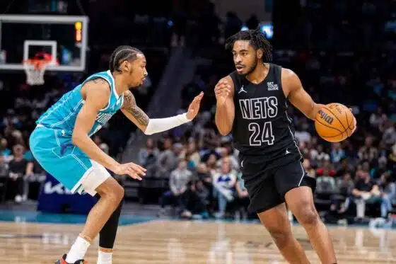 Cam Thomas dribbles against Hornets