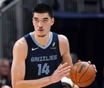 NBA Zach Edey Traffic Stop Video Shows Cop Scolding Grizzlies Star