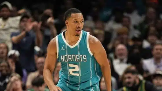 Grant Williams Hornets pic