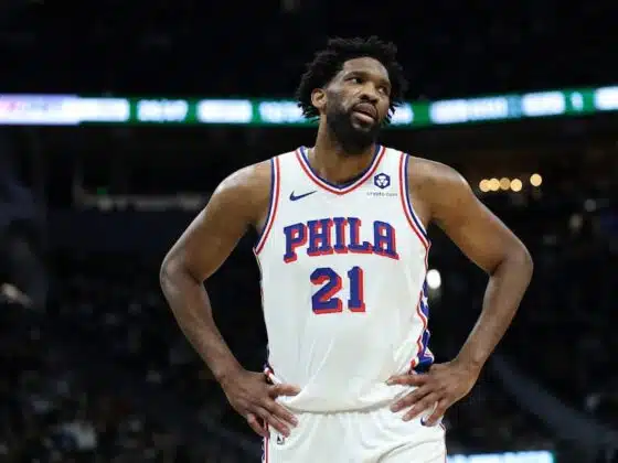 Joel Embiid 76ers pic