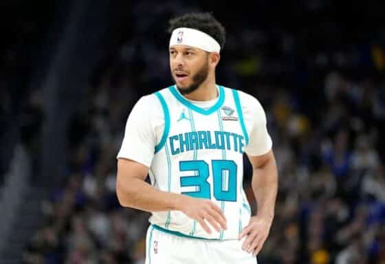 Seth Curry Hornets pic