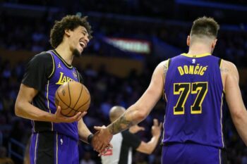 Jaxson Hayes and Luka Doncic pic