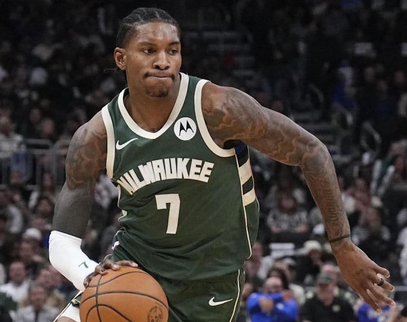 Milwaukee Bucks Kevin Porter Jr. Underwent Knee Surgery, Out At Least 4 Weeks