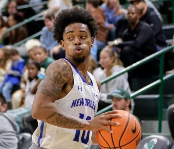 Former College Basketball Player Dae Dae Hunter Admits To Point-Shaving Scheme