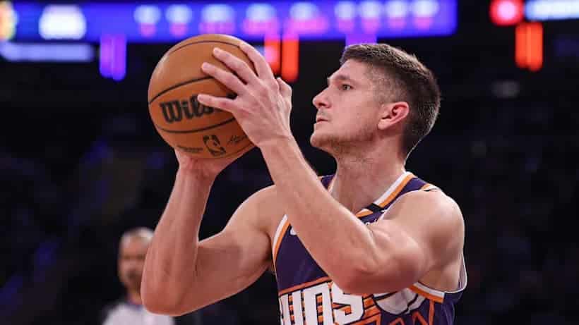 Il crollo dei Suns si intensifica dopo l’espulsione di Allen in Coppa NBA Il crollo dei Suns si intensifica dopo l’espulsione di Allen in Coppa NBA