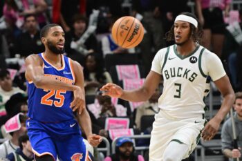 Turner battles Knicks