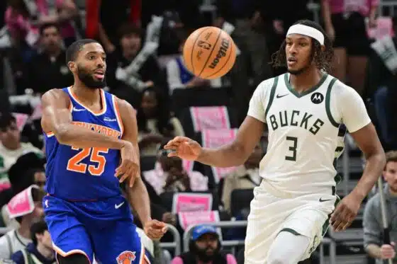 Turner battles Knicks